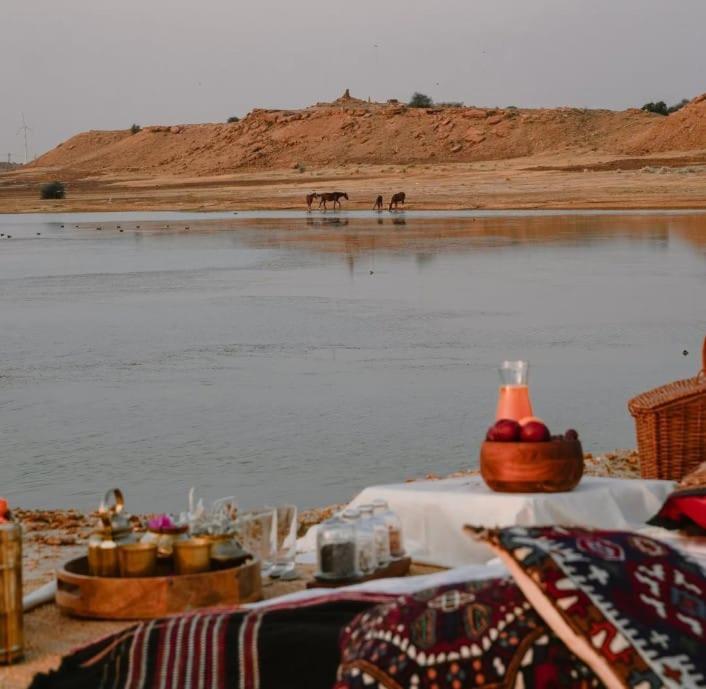Khamma Ghani Resort With Pool Jaisalmer Exteriör bild